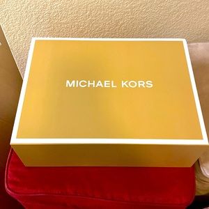 Michael kors gift box